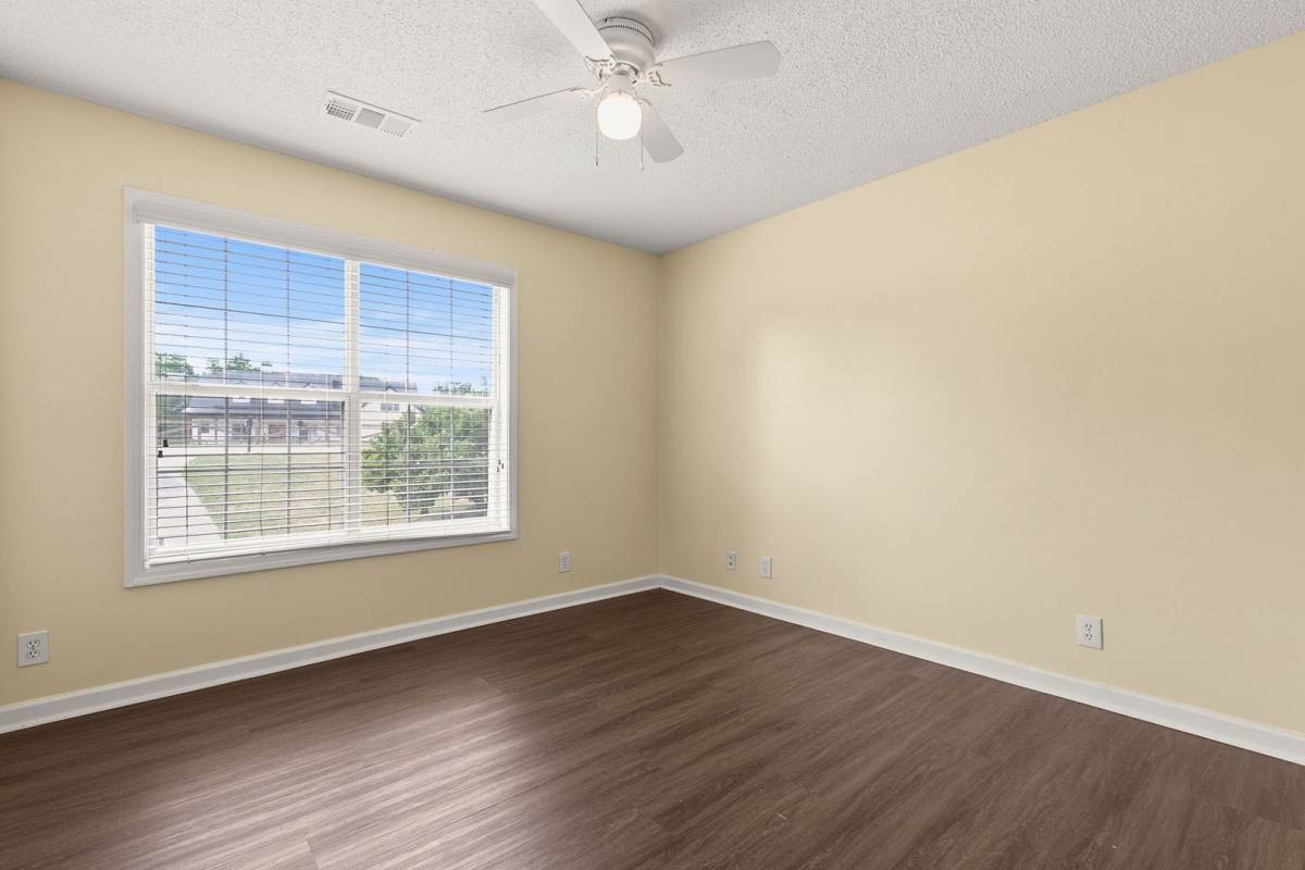 House for rent at 7187 Williams Rd, Flowery Branch, GA 30542
