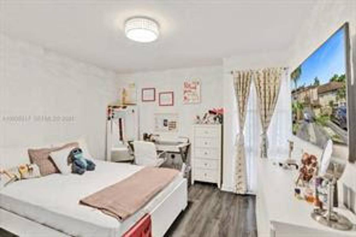 Townhouse for rent at 833 NW 81st Ave, Fort Lauderdale, FL 33324