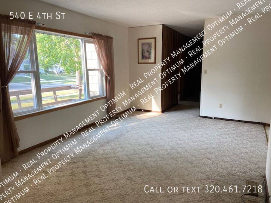 House for rent at 540 E 4th St, Morris, MN 56267
