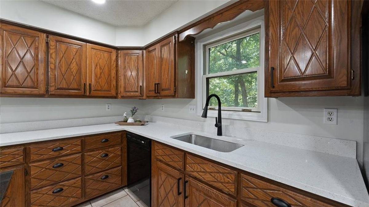 House for rent at 44 Sandwick Dr, Bella Vista, AR 72715