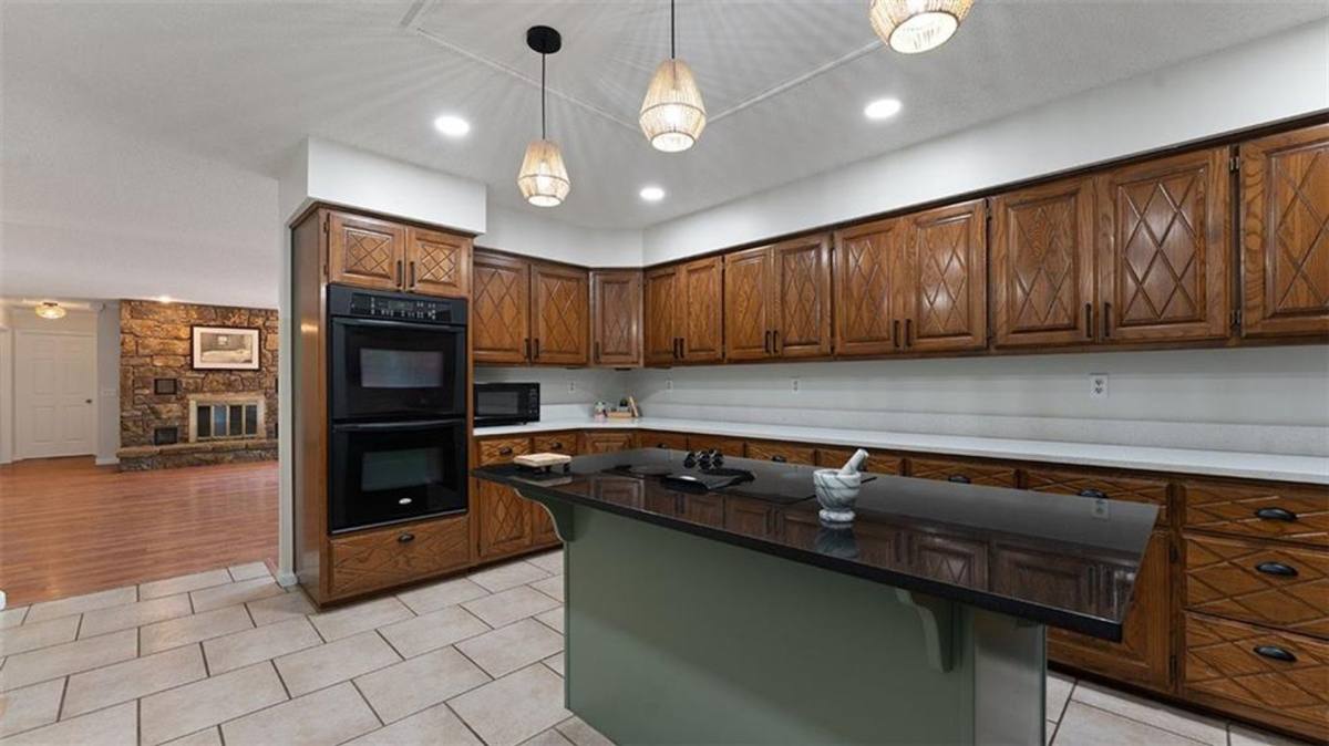 House for rent at 44 Sandwick Dr, Bella Vista, AR 72715