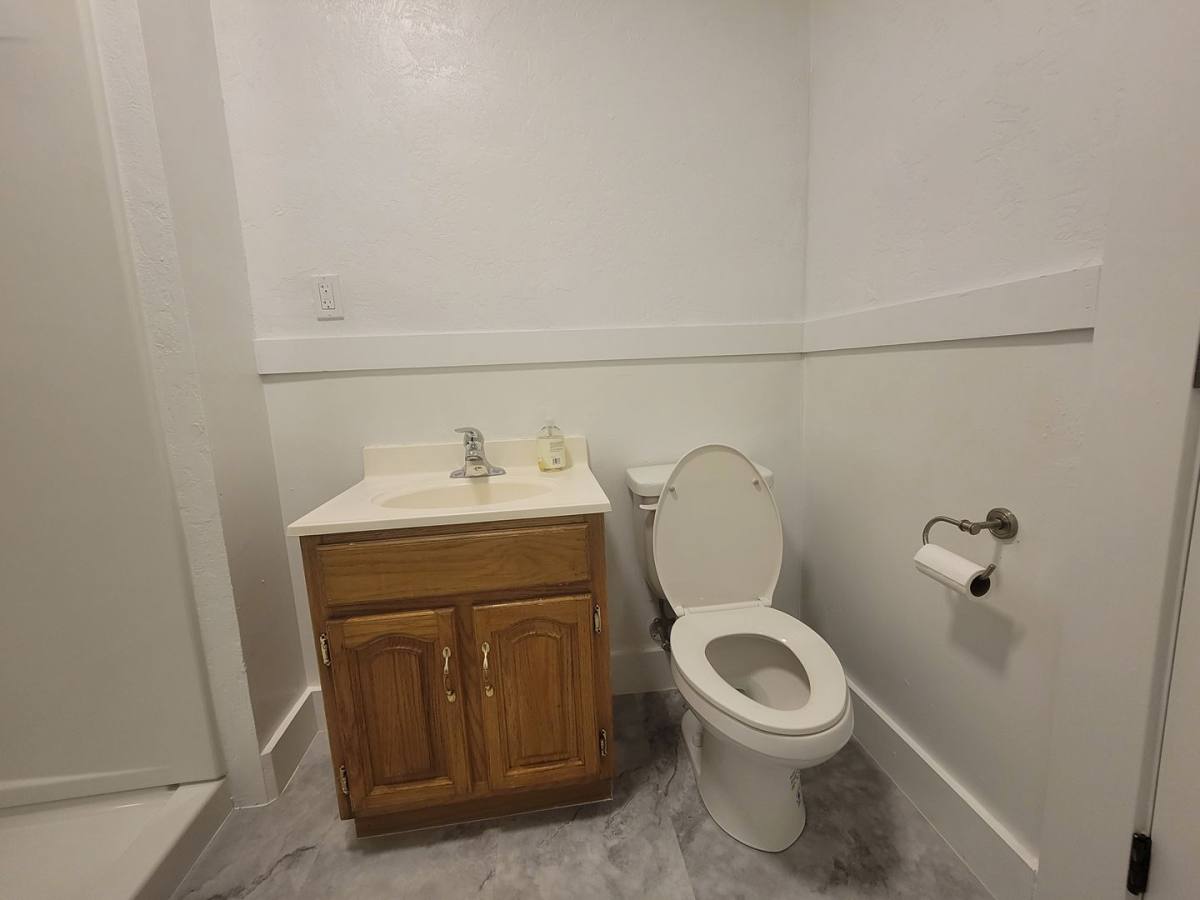 House for rent at 845 W 26th Ave, Eugene, OR 97405