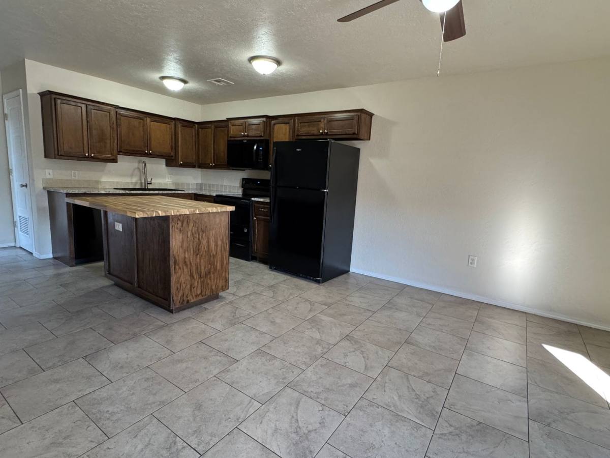 House for rent at 1301 SW Washington #2, Lawton, OK 73501