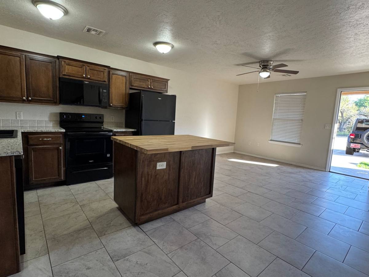 House for rent at 1301 SW Washington #2, Lawton, OK 73501