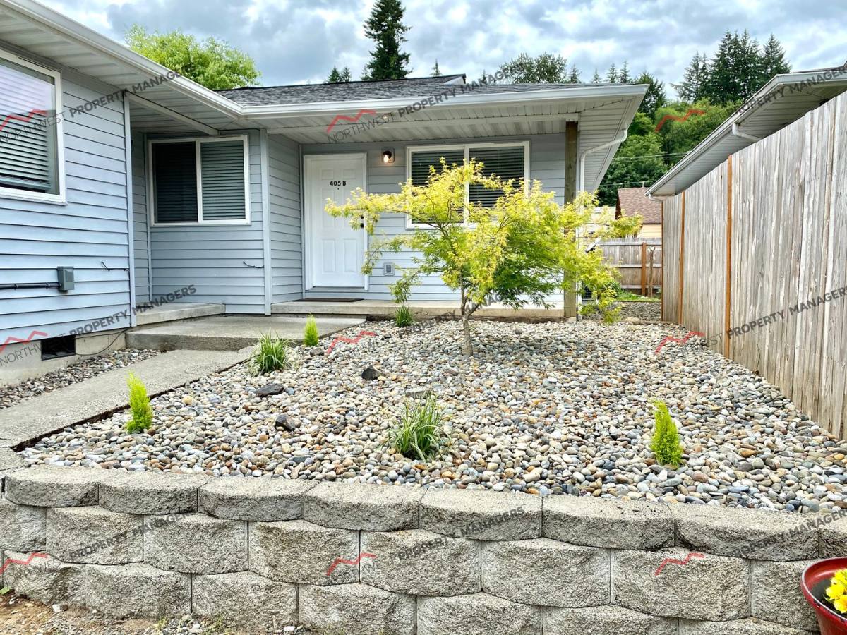 Apartment for rent at 405 NW Arden Ave, Winlock, WA 98596