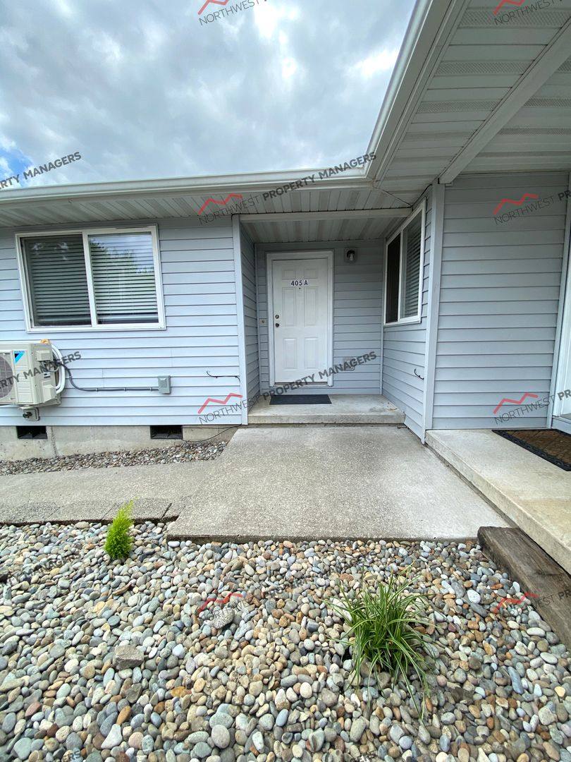Apartment for rent at 405 NW Arden Ave, Winlock, WA 98596