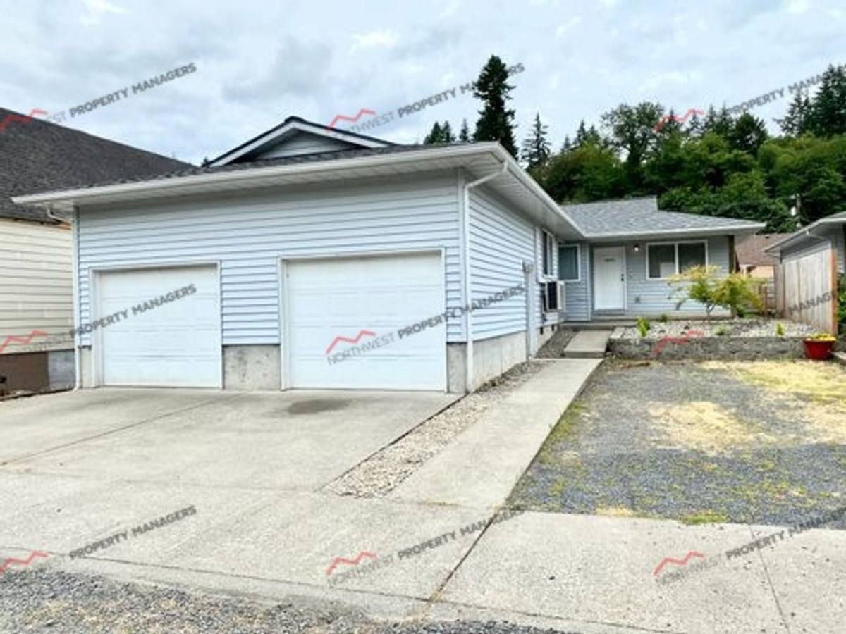Apartment for rent at 405 NW Arden Ave, Winlock, WA 98596