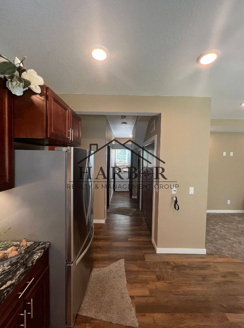 Apartment for rent at 807 1st Dr NW #A, Austin, MN 55912