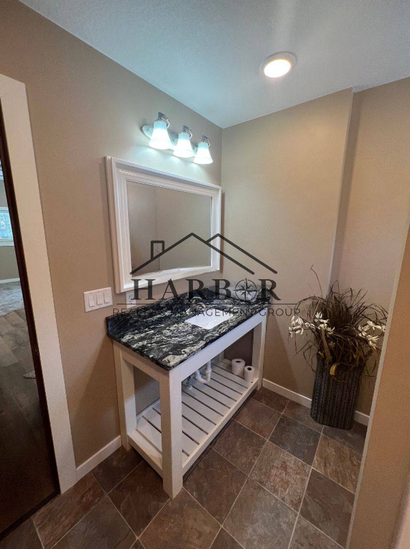 Apartment for rent at 807 1st Dr NW #A, Austin, MN 55912
