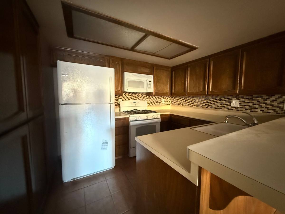 Condo for rent at 1190 Ramar Rd, Bullhead City, AZ 86442