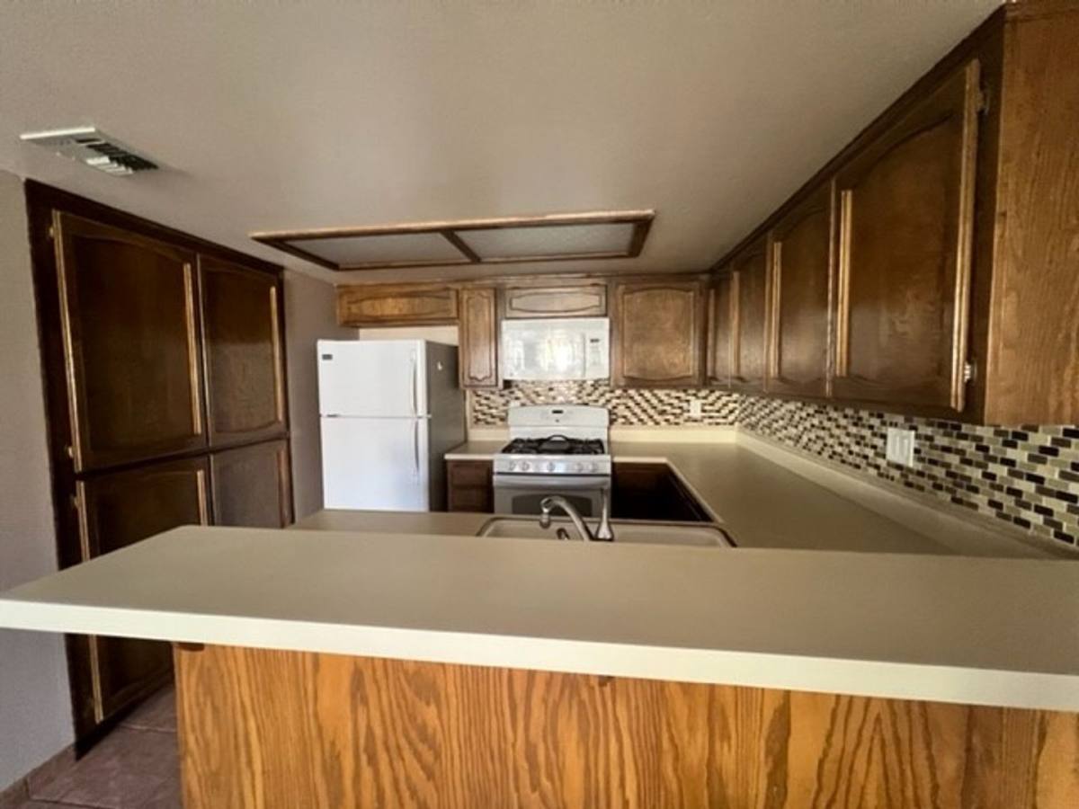 Condo for rent at 1190 Ramar Rd, Bullhead City, AZ 86442