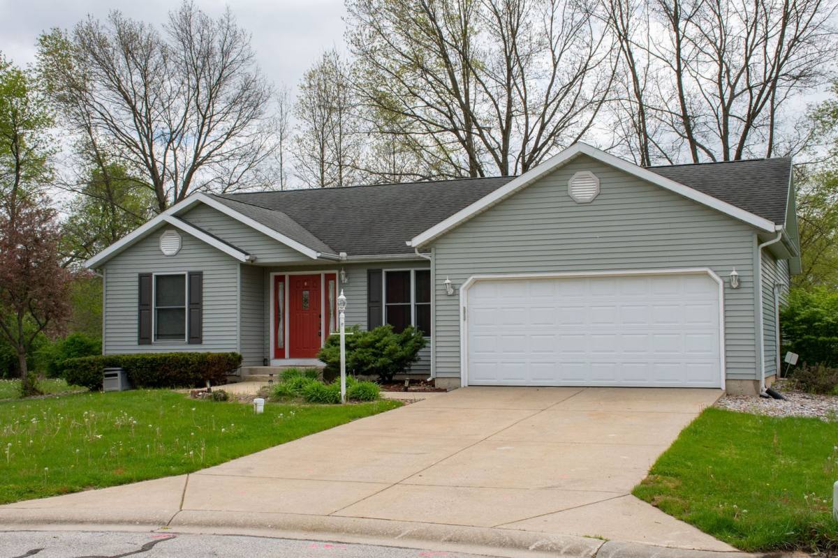 House for rent at 53620 Springfield Court, Granger, IN 46530