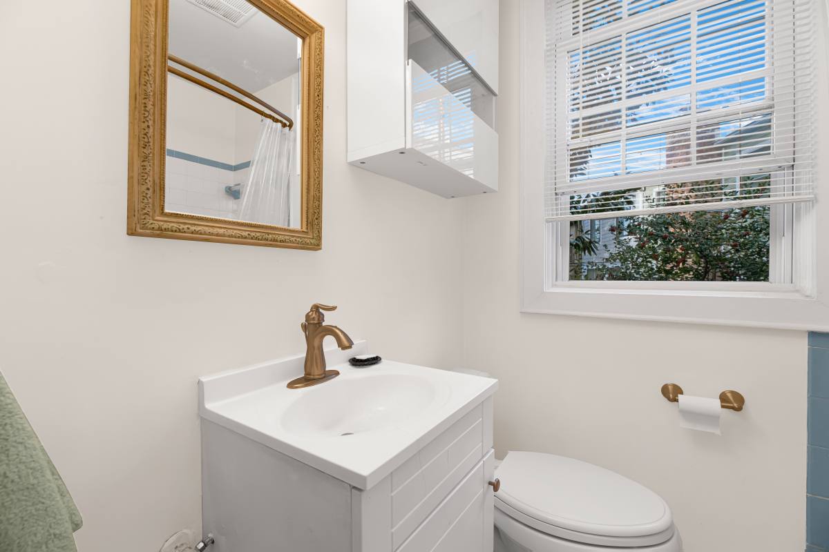 Condo for rent at 1125 Maryland Ave NE #10, Washington, DC 20002