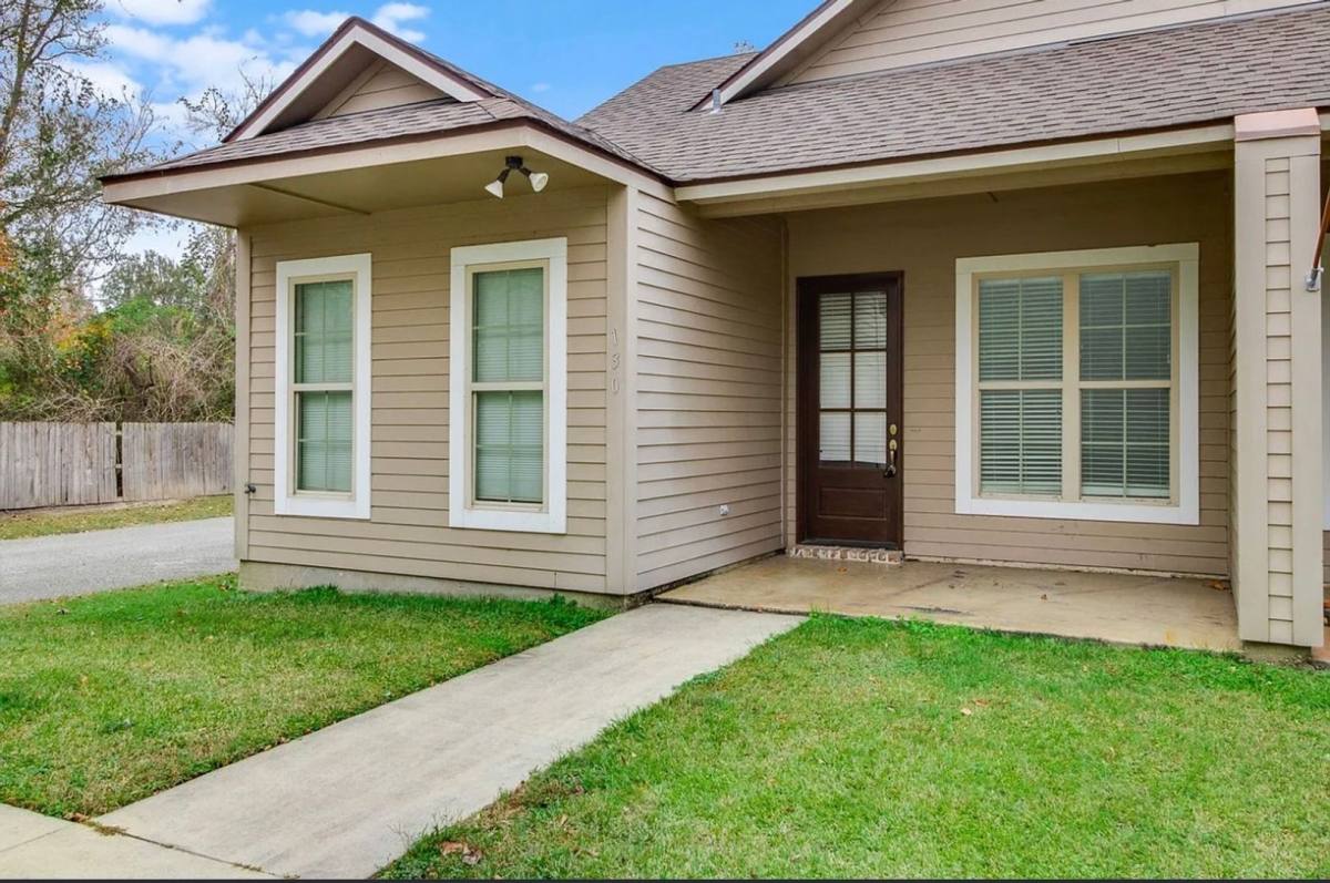 House for rent at 130 Brightwood Dr, Lafayette, LA 70508