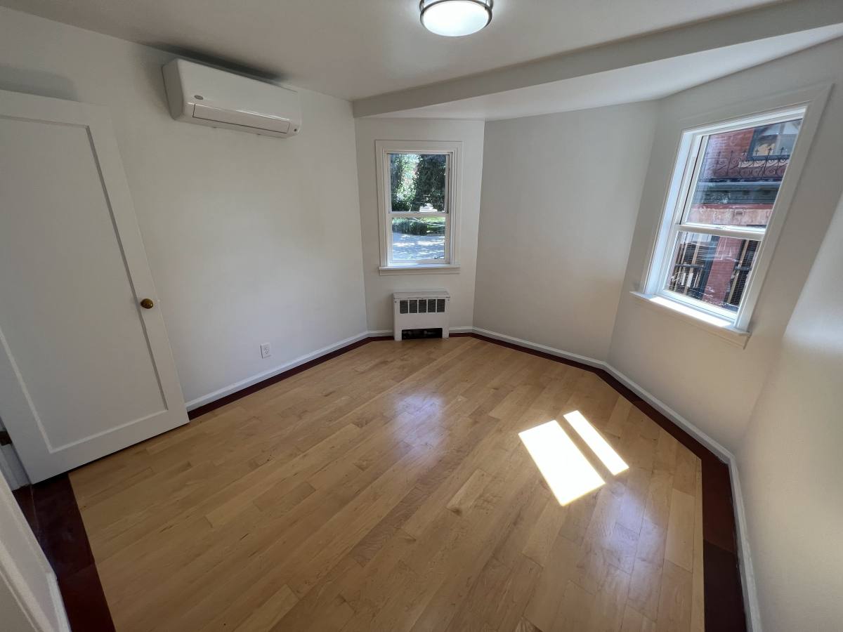 Apartment for rent at 1127 E S Temple #6, Salt Lake City, UT 84102