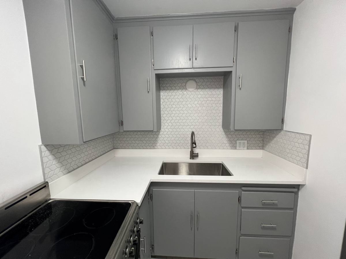 Apartment for rent at 1127 E S Temple #6, Salt Lake City, UT 84102