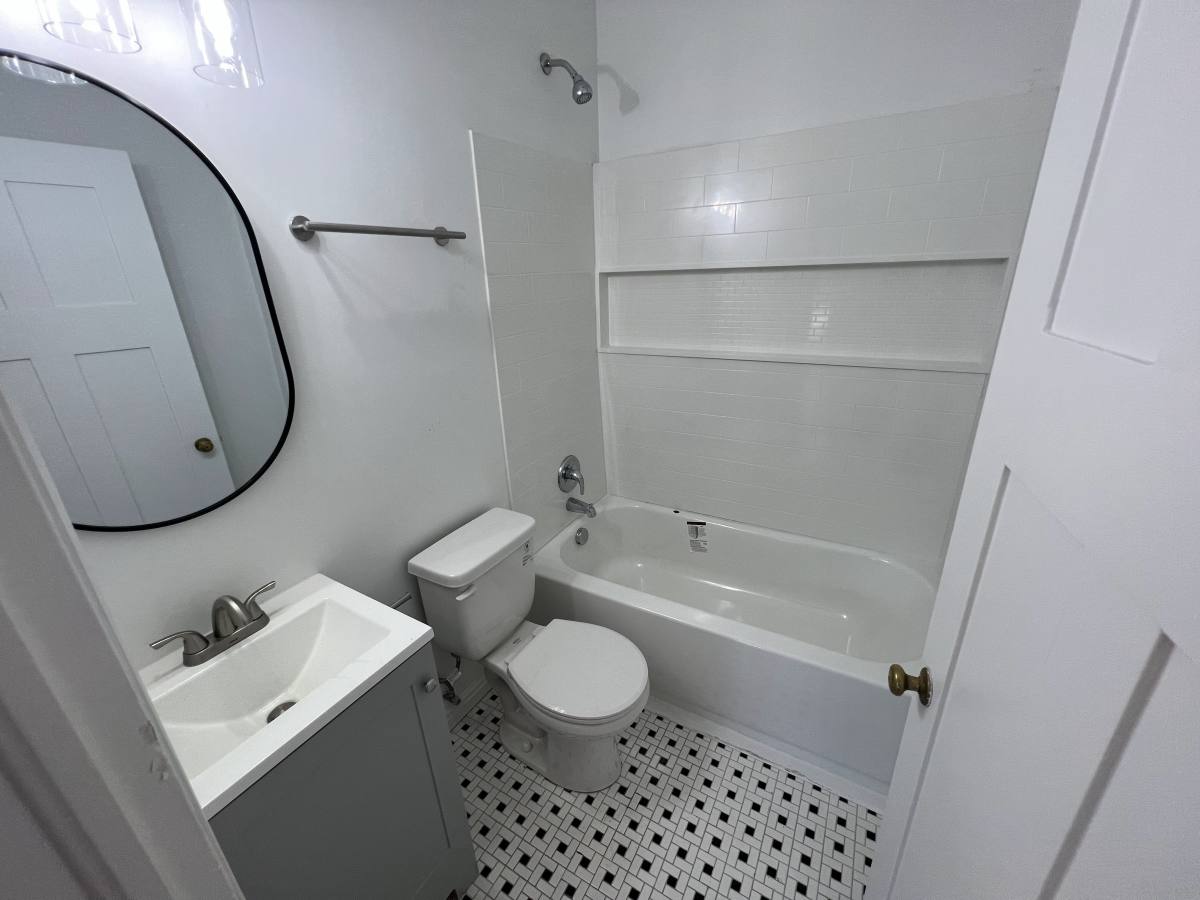 Apartment for rent at 1127 E S Temple #6, Salt Lake City, UT 84102