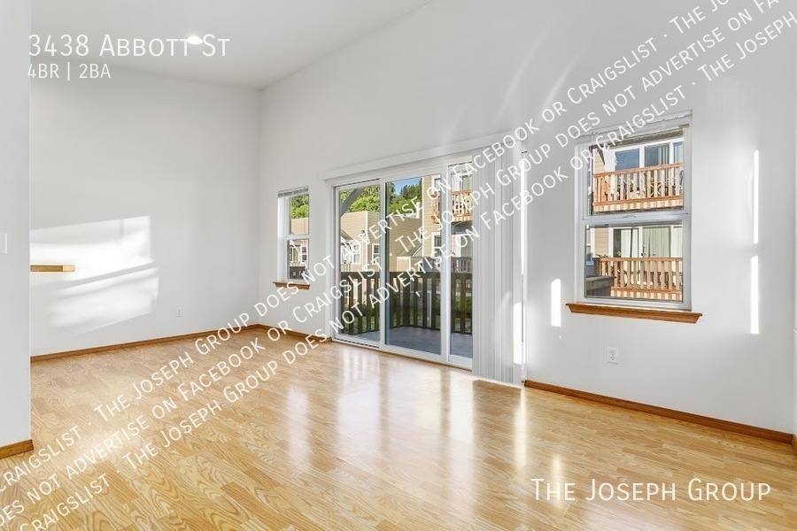 House for rent at 3438 Abbott St, Bellingham, WA 98225