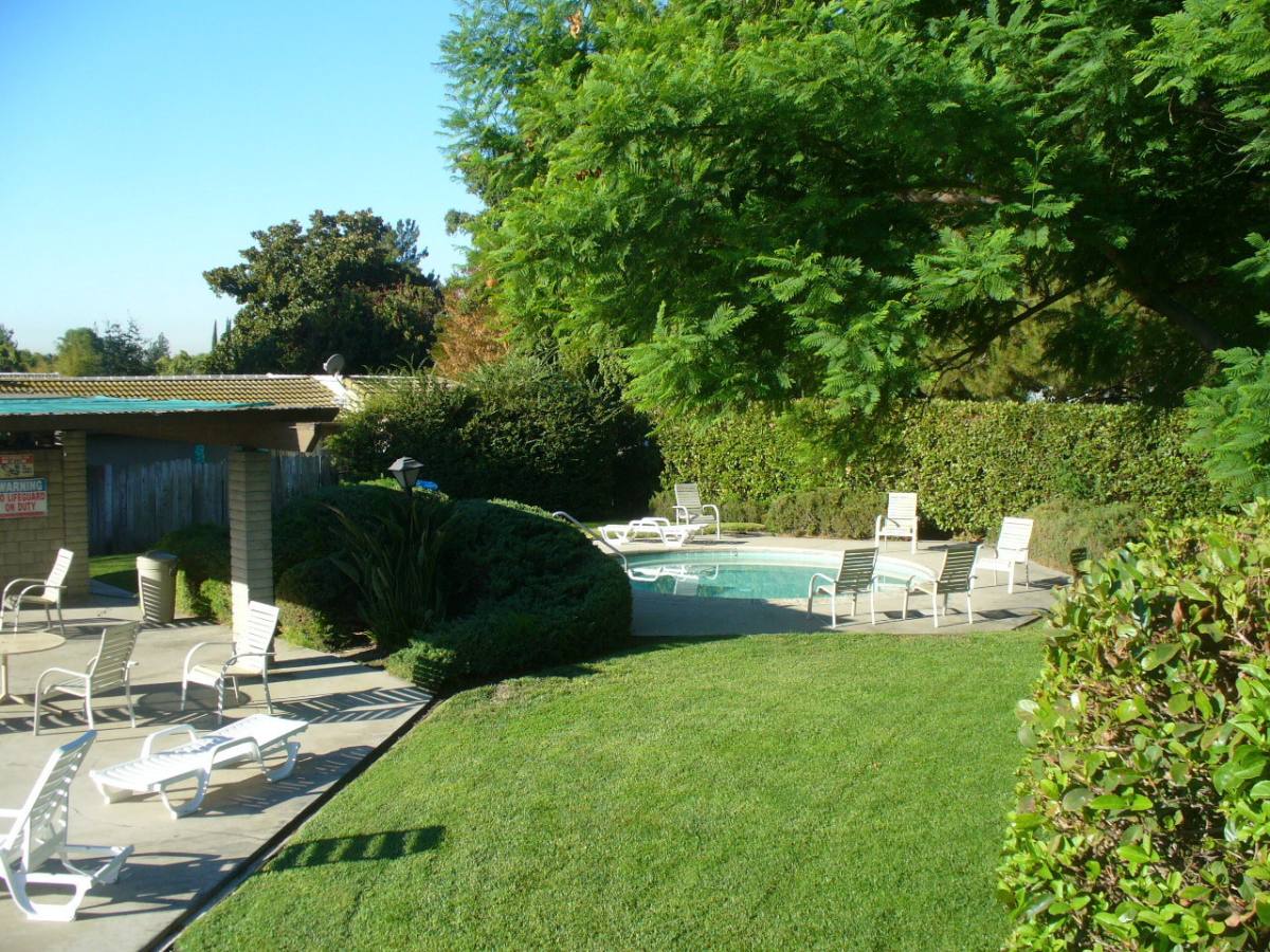 Apartment for rent at 149 - 167 N Cambridge Ave, Claremont, CA 91711