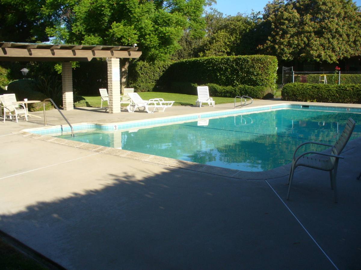 Apartment for rent at 149 - 167 N Cambridge Ave, Claremont, CA 91711