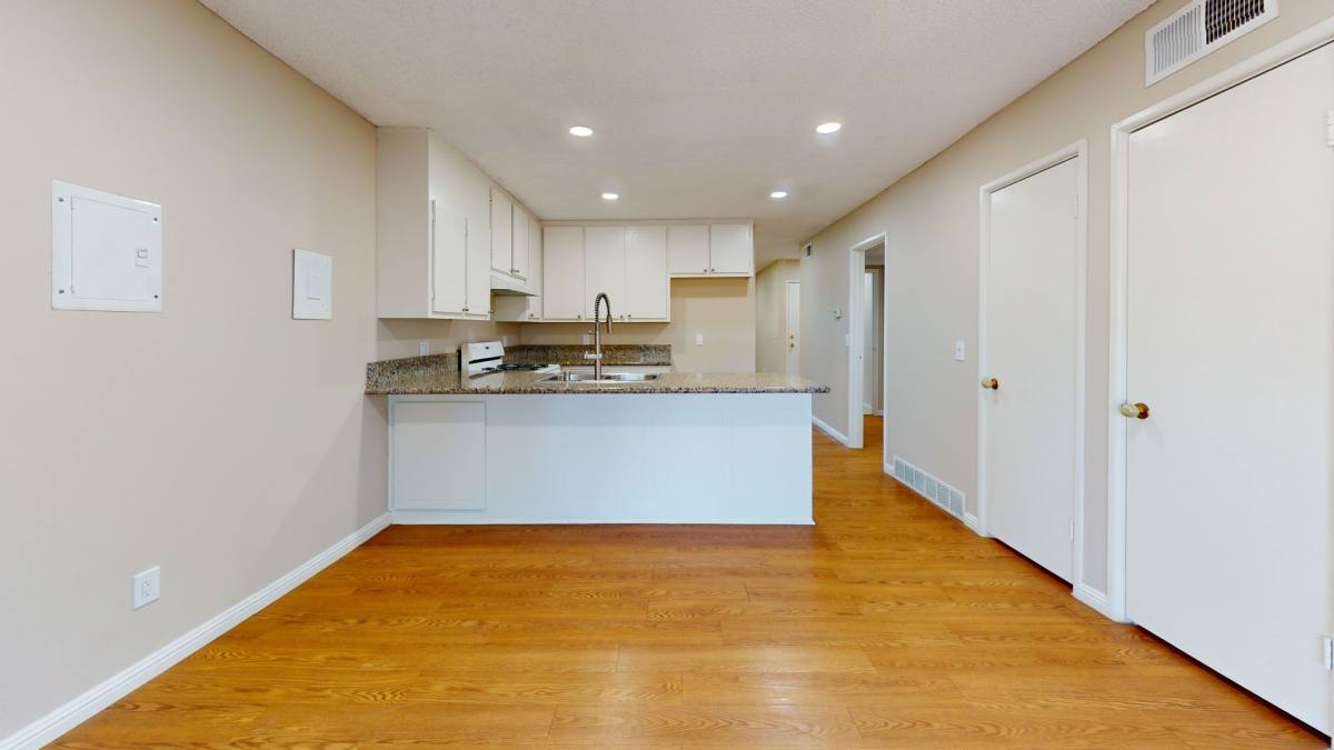 Apartment for rent at 149 - 167 N Cambridge Ave, Claremont, CA 91711