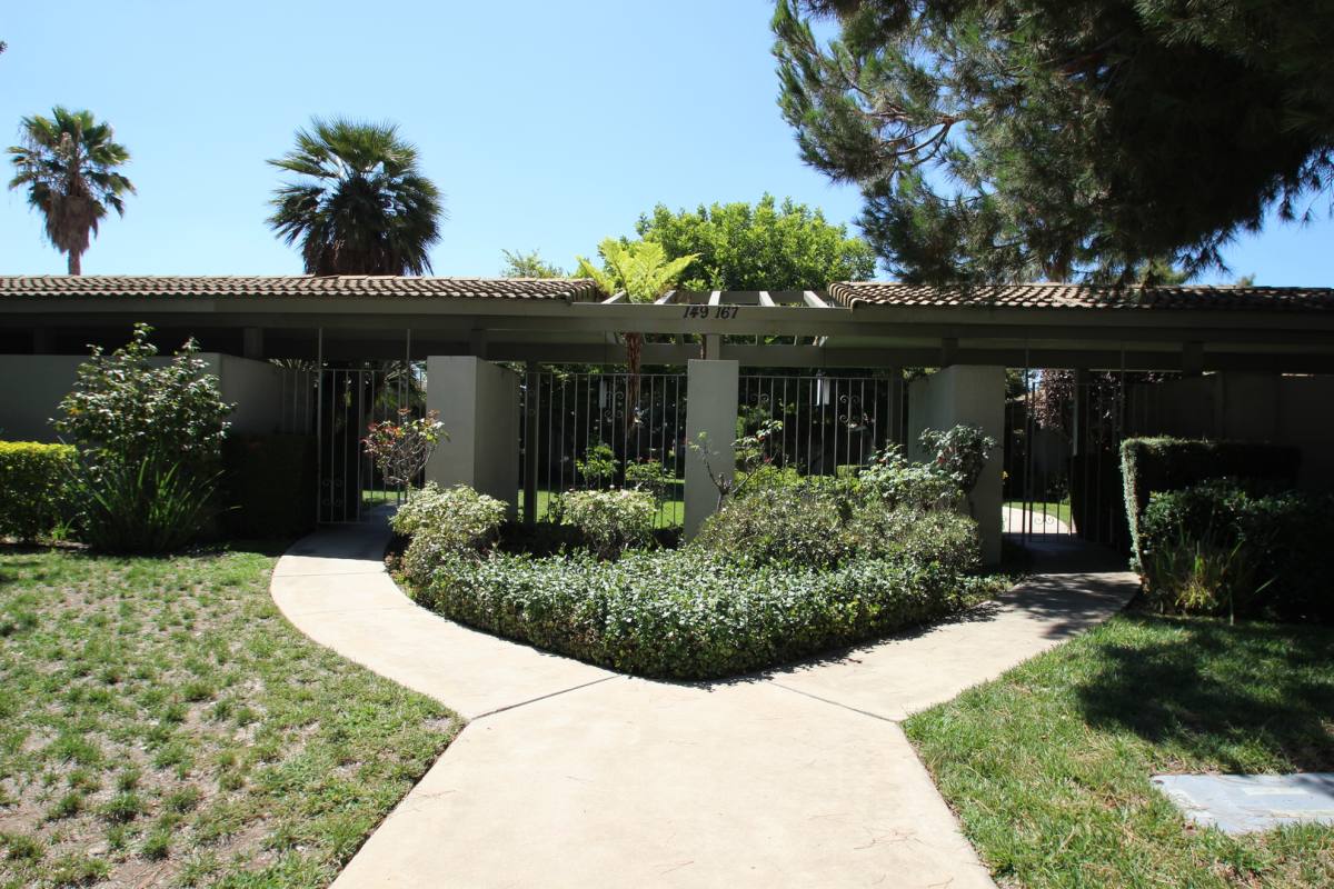 Apartment for rent at 149 - 167 N Cambridge Ave, Claremont, CA 91711