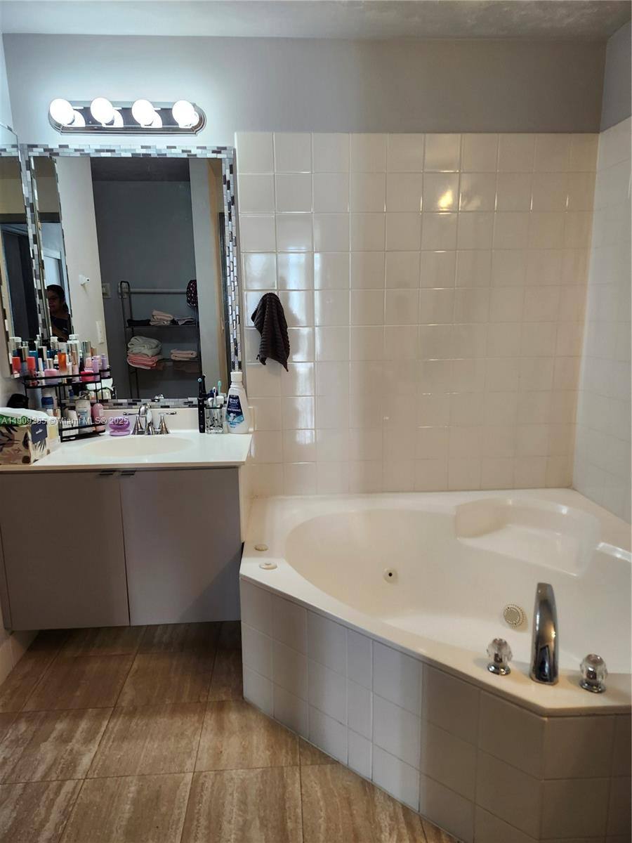 Apartment for rent at 9805 NW 52nd St #312, Miami, FL 33178