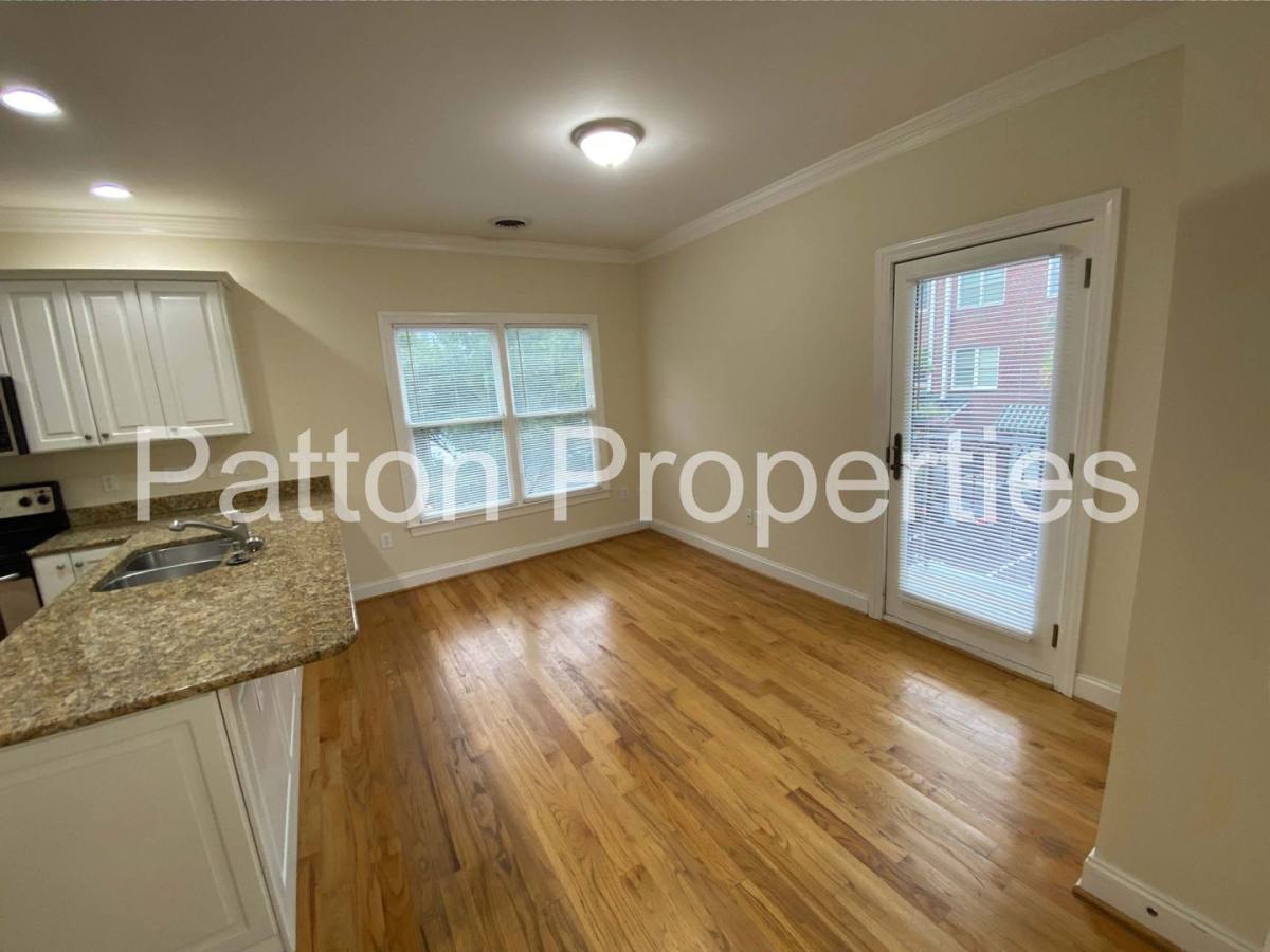 Apartment for rent at 1308 Pulaski St, Columbia, SC 29201