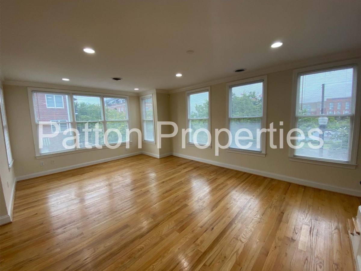 Apartment for rent at 1308 Pulaski St, Columbia, SC 29201