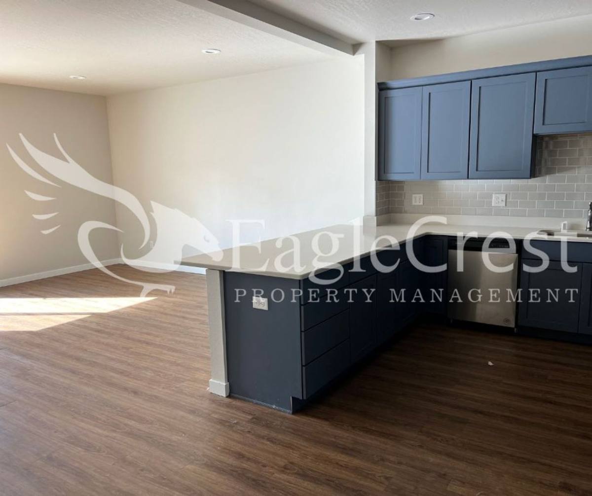 Apartment for rent at 2350 2352 Herbert Place, Walla Walla, WA 99362
