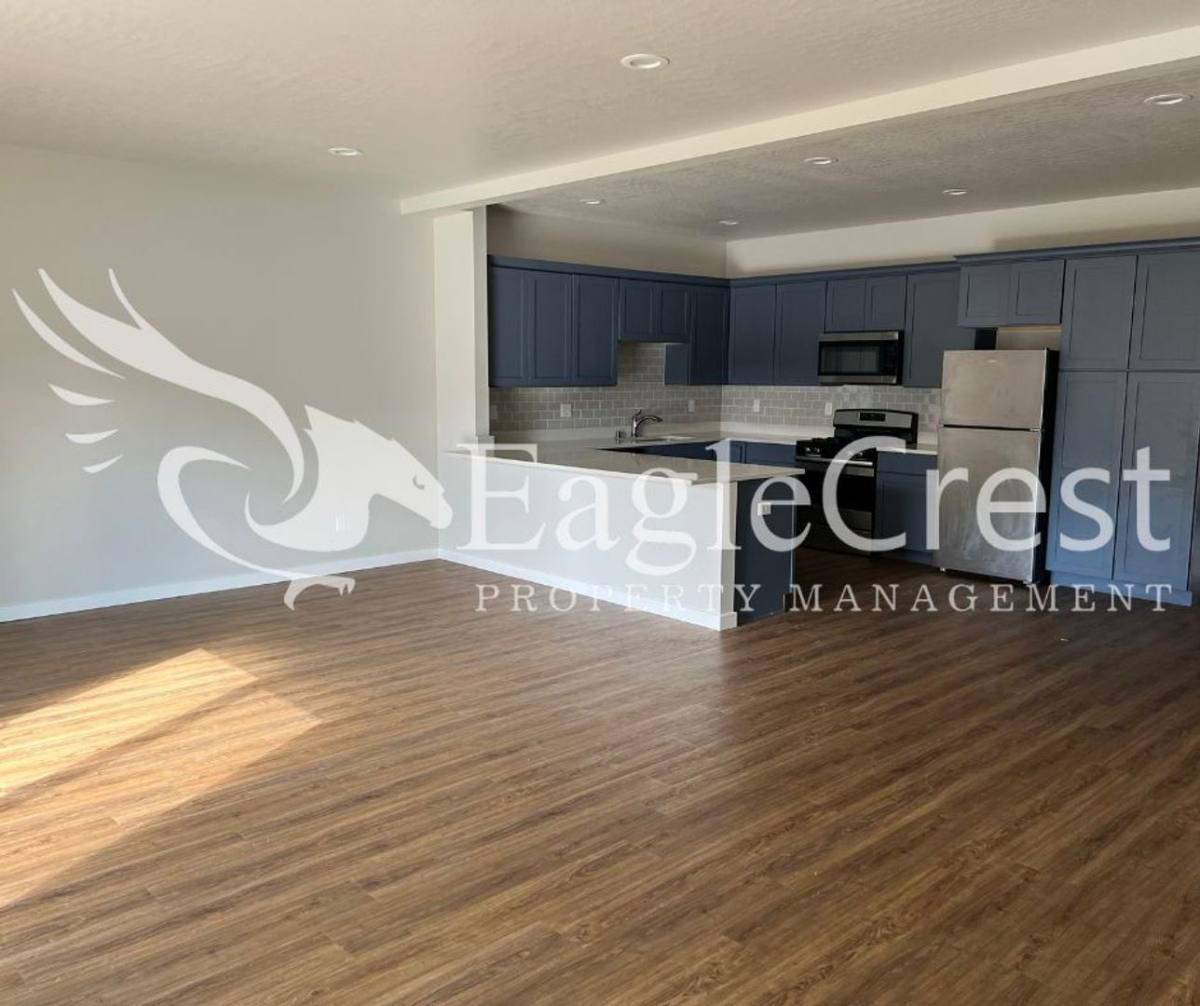 Apartment for rent at 2350 2352 Herbert Place, Walla Walla, WA 99362