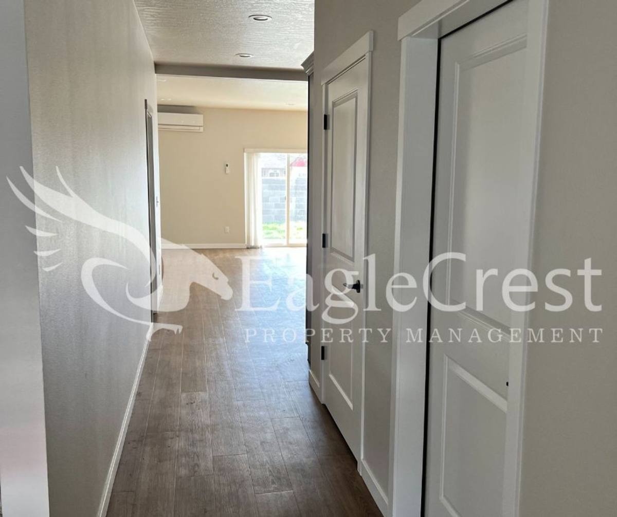 Apartment for rent at 2350 2352 Herbert Place, Walla Walla, WA 99362