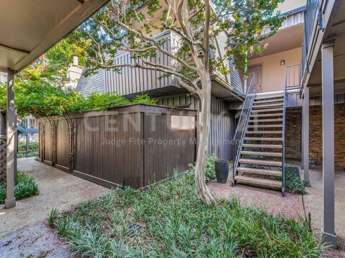 Condo for rent at 4112 Bowser Ave, Dallas, TX 75219