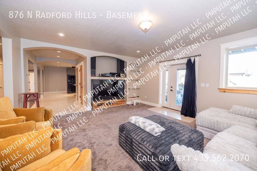 Apartment for rent at 876 N Radford Hills, Eden, UT 84310