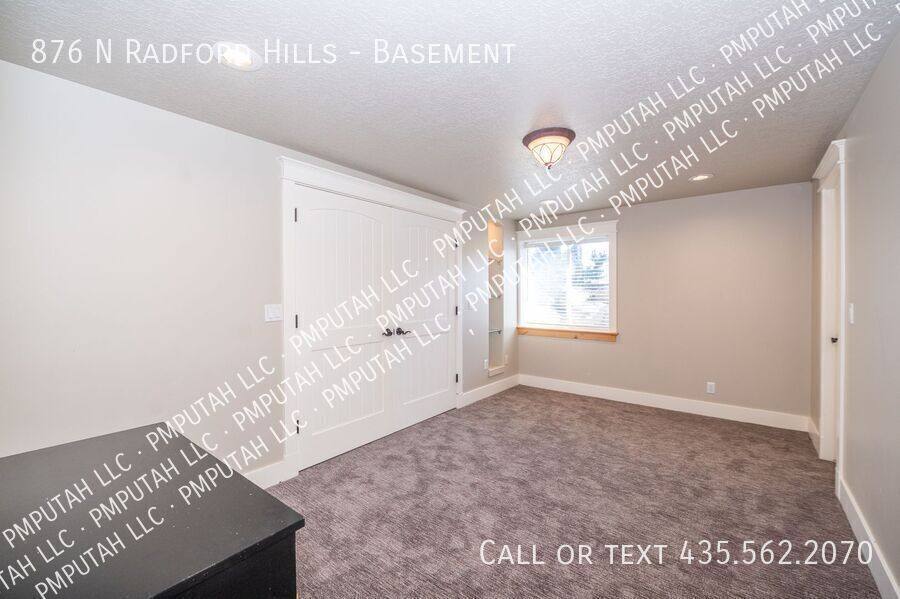 Apartment for rent at 876 N Radford Hills, Eden, UT 84310
