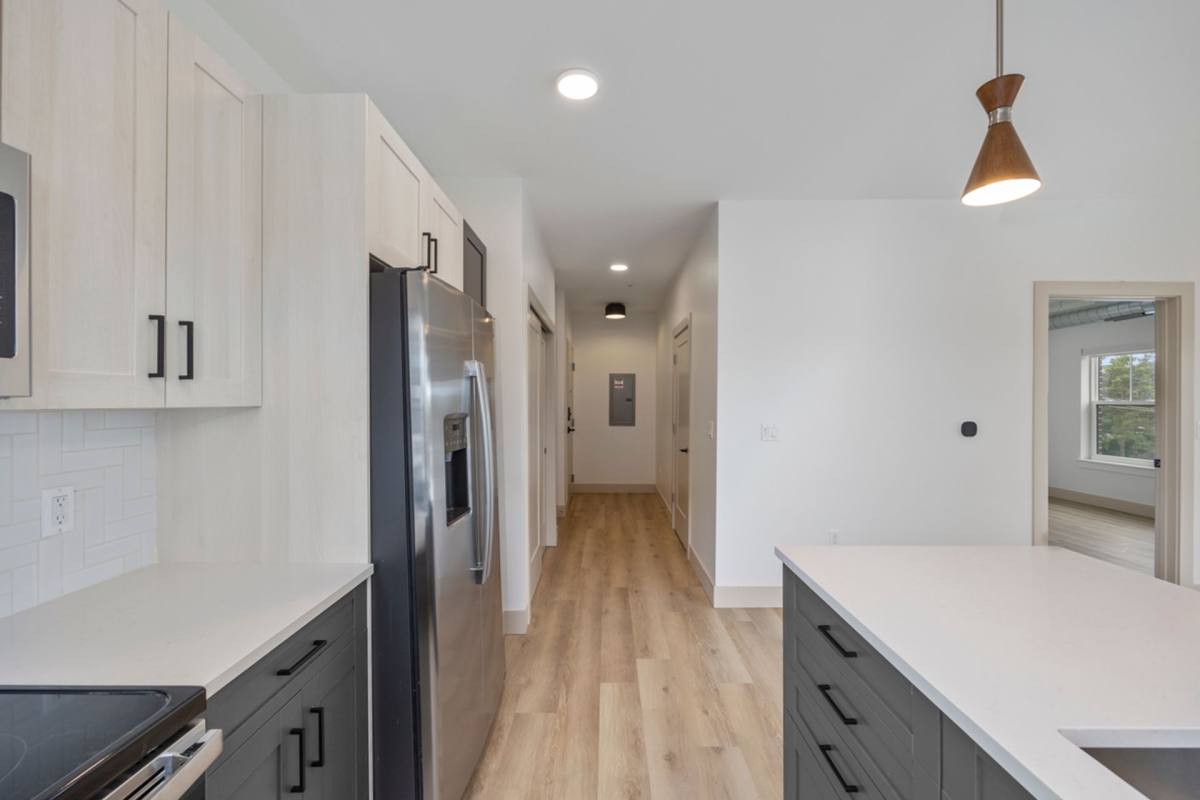 Apartment for rent at 27 S Squirrel Rd, Auburn Hills, MI 48326