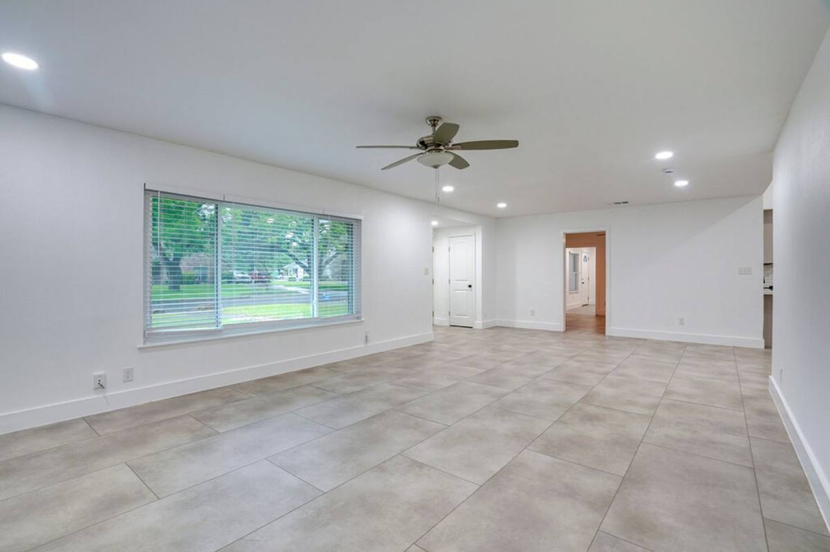 House for rent at 1800 Grace St, Taylor, TX 76574