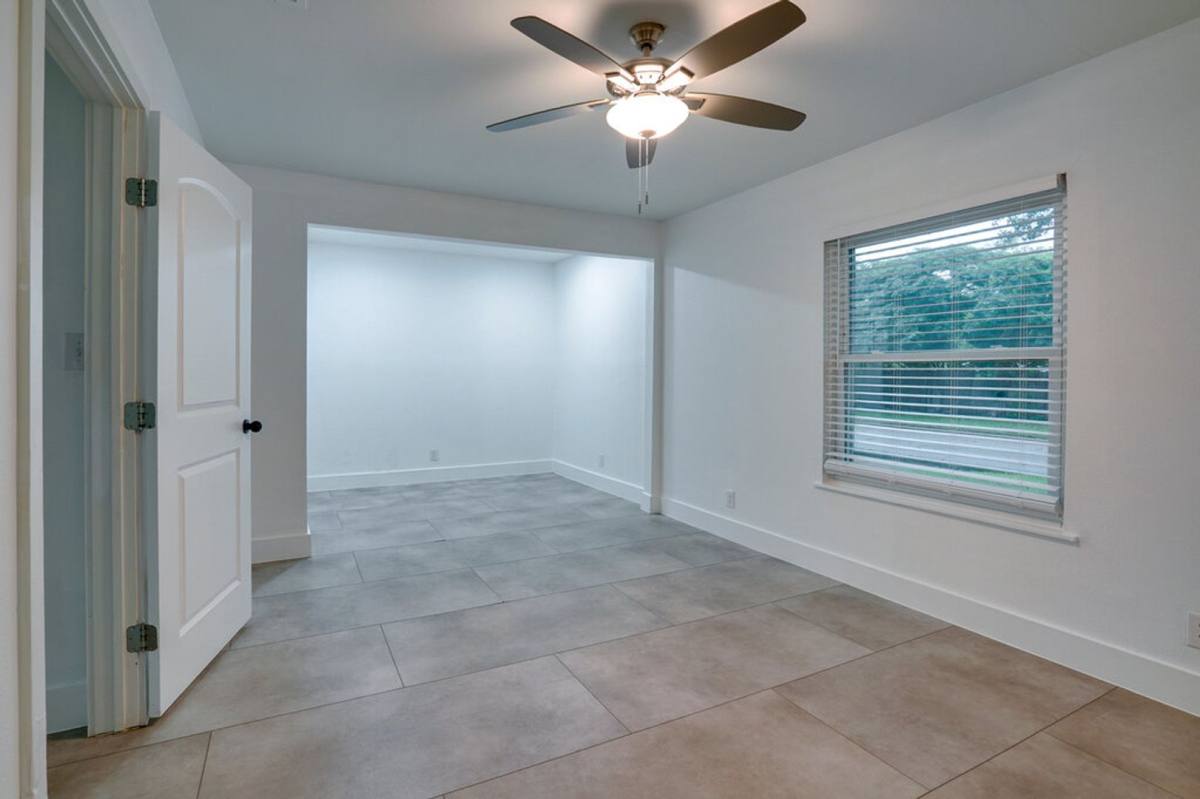 House for rent at 1800 Grace St, Taylor, TX 76574