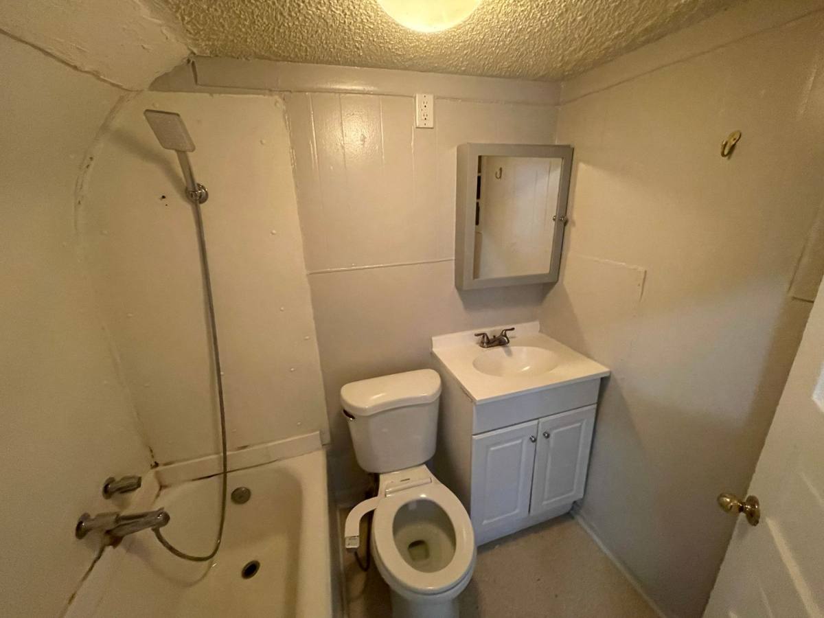 Apartment for rent at 520 N Dexter St, Salt Lake City, UT 84116