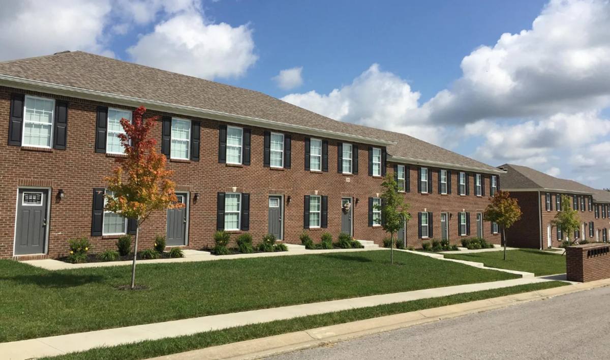 Apartment for rent at 1005 Autumn Leaf Dr, Richmond, KY 40475