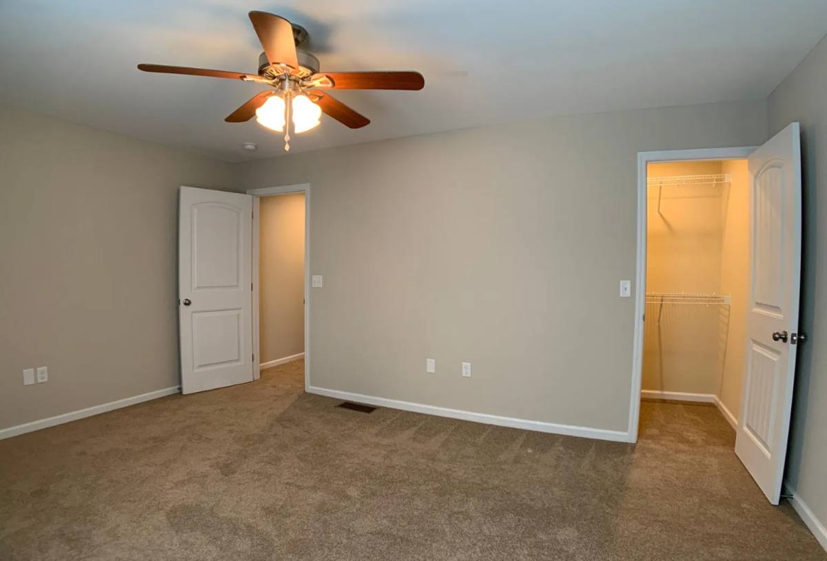 Apartment for rent at 1005 Autumn Leaf Dr, Richmond, KY 40475