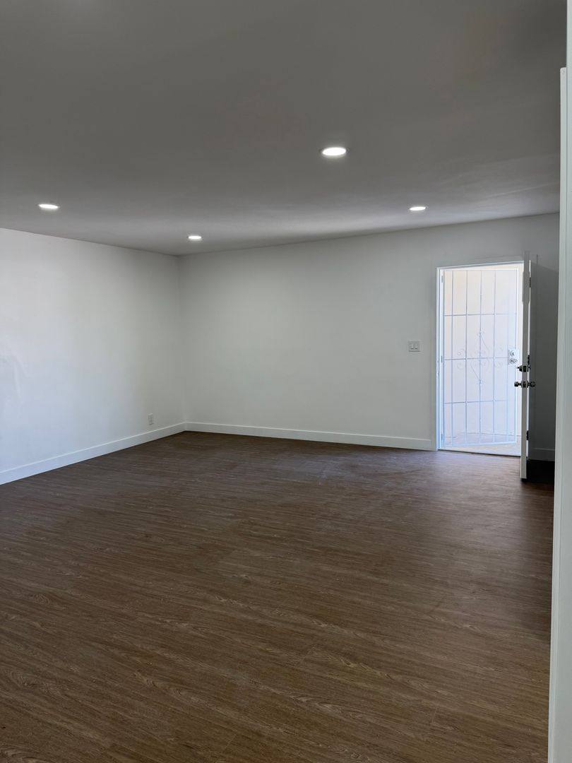 House for rent at 12681 Aristocrat Ave, Garden Grove, CA 92841