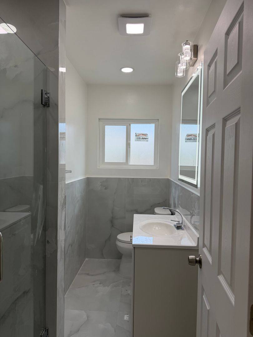 House for rent at 12681 Aristocrat Ave, Garden Grove, CA 92841