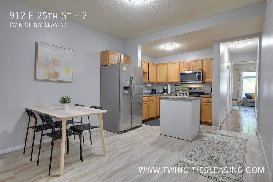 Apartment for rent at 912 E 25th St, Minneapolis, MN 55404