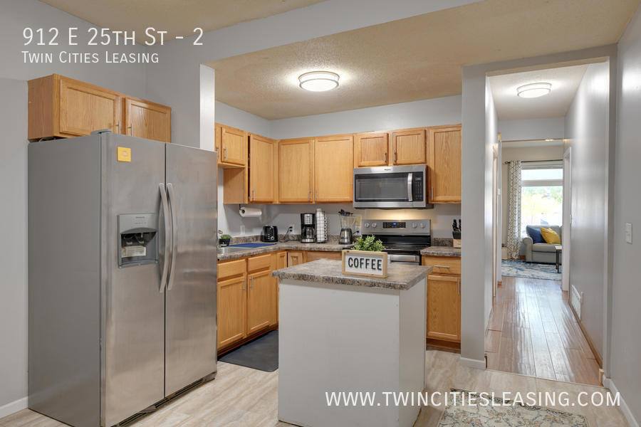 Apartment for rent at 912 E 25th St, Minneapolis, MN 55404