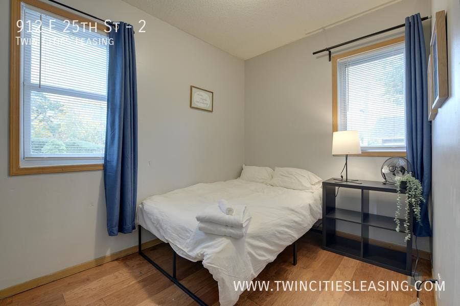 Apartment for rent at 912 E 25th St, Minneapolis, MN 55404