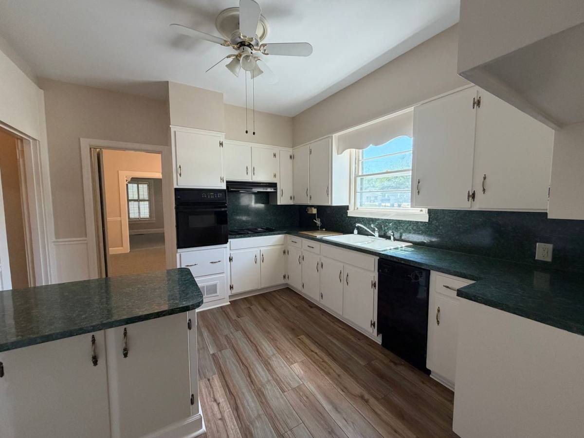 House for rent at 1541 Ebenezer Rd, Rock Hill, SC 29732