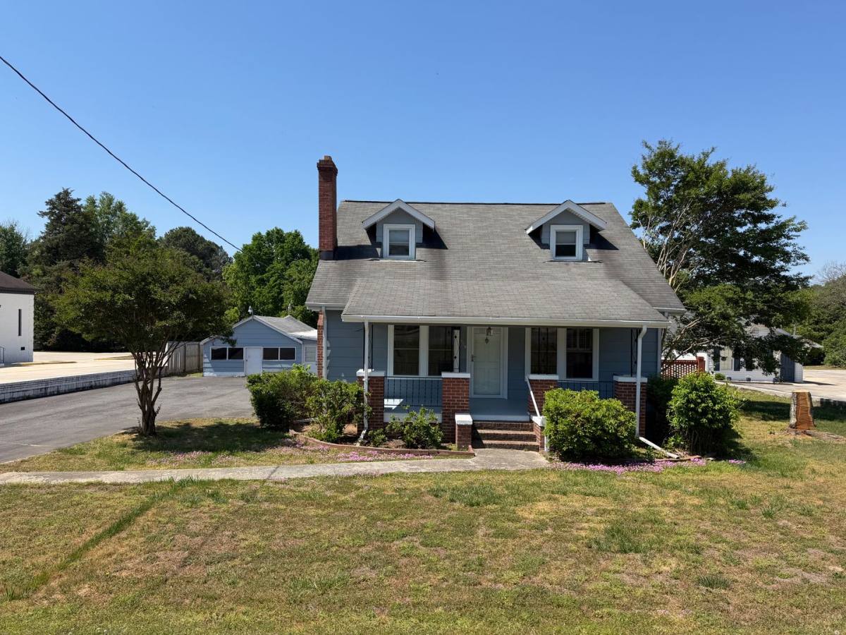 House for rent at 1541 Ebenezer Rd, Rock Hill, SC 29732