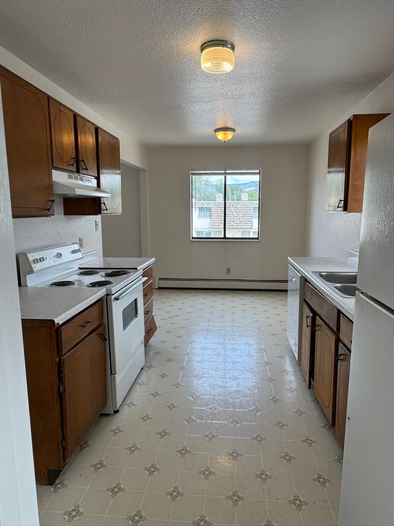 Apartment for rent at 463 Topaz Dr, Clifton, CO 81520