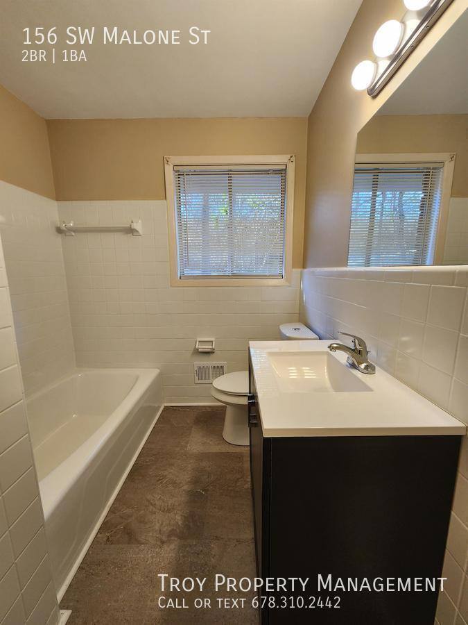 Apartment for rent at 156 SW Malone St, Fairburn, GA 30213